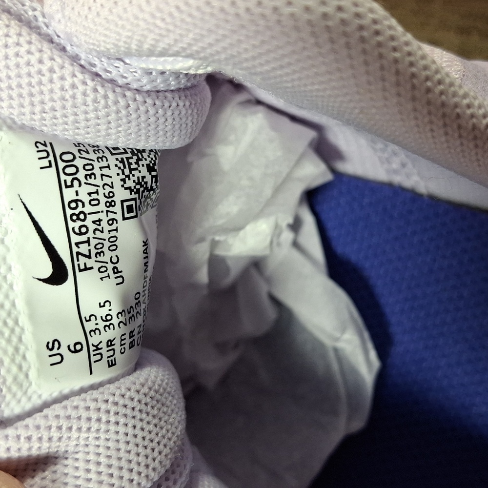 NWT Nike Air Zoom Bella 7 Trainers - Picture 10 of 14